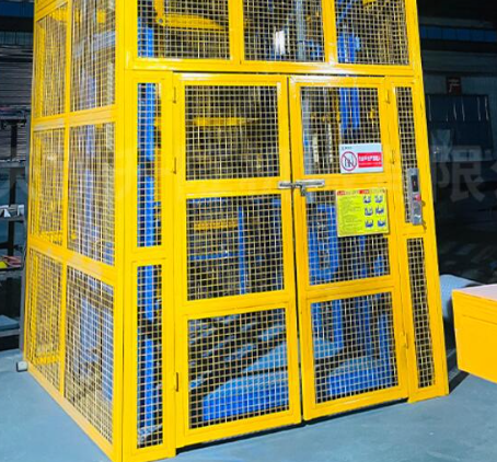 桂平货梯可以安装在室外吗